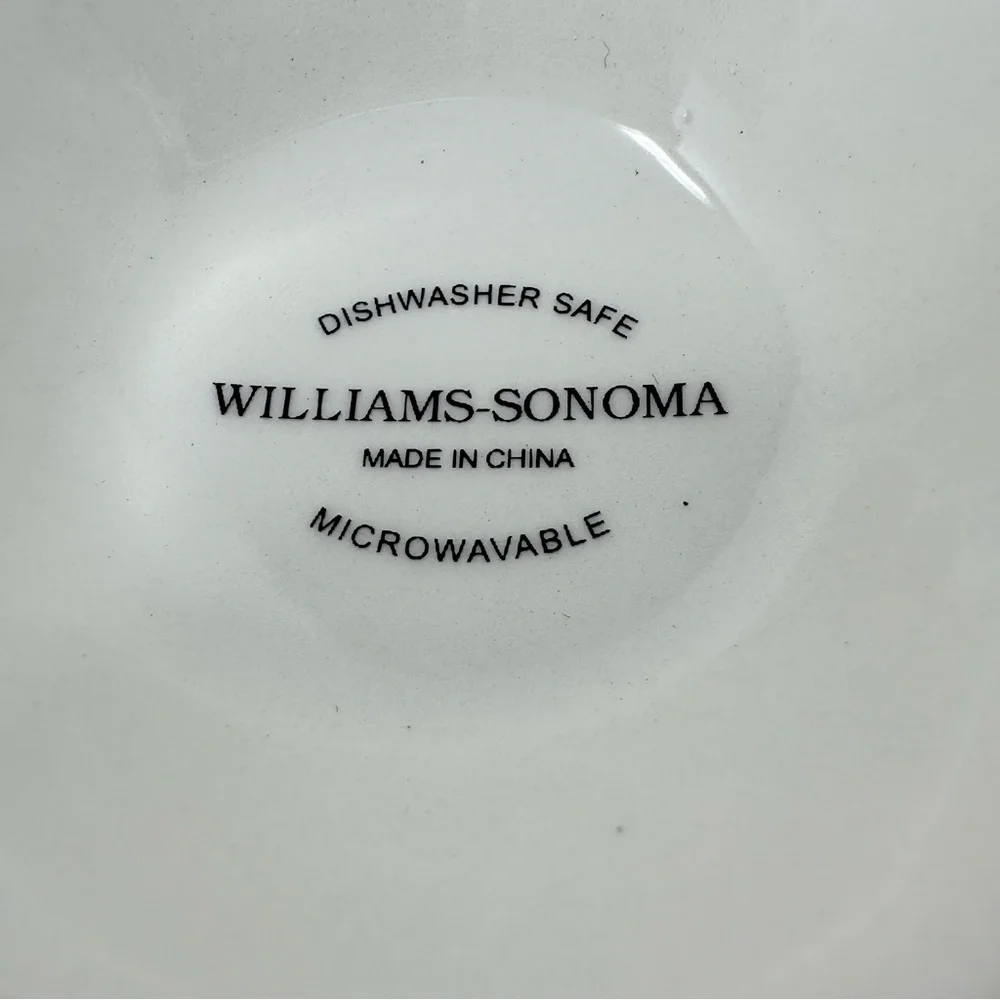 Williams-Sonoma Snowy Village Soup/Cereal Bowl Red White